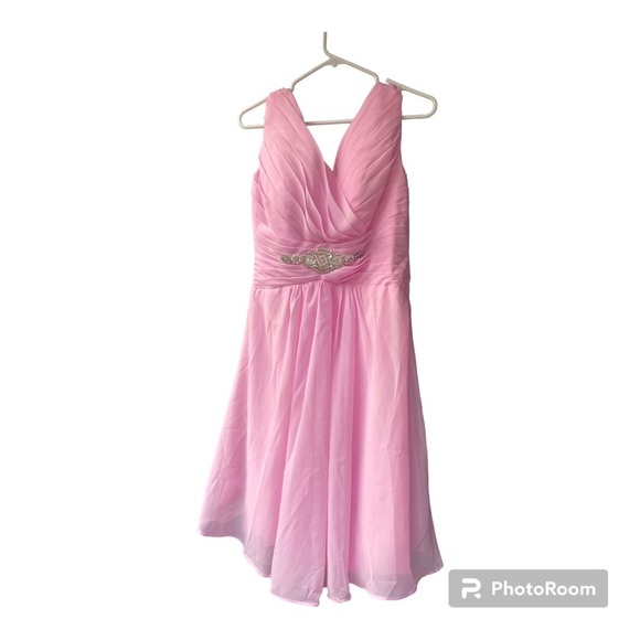 Beautiful baby pink formal dress size small.‎ - Picture 4 of 4